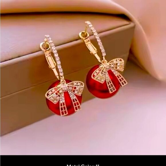 Christmas Earrings Red Ornament Diamond Zirconia Embellished  🆕 GIFT BOXED - Picture 1 of 1